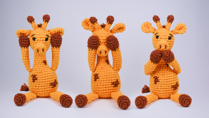 Giraffe 'Glenn' • LuckyTwins • Amigurumi crochet pattern