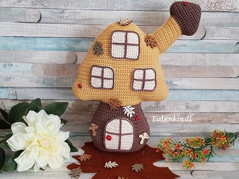 Häkelanleitung Pilzhäuschen (Deko / Türstopper)