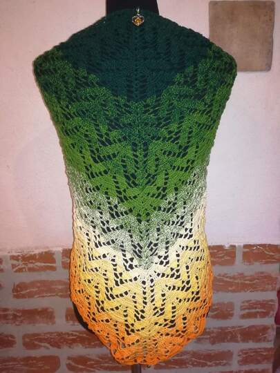 Tuch Olivia häkeln Häkeltuch Dreieckstuch Schultertuch