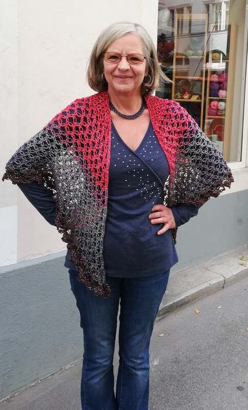 Halbrundes Tuch gehäkelt "HOT-LOVE" - Bild 6