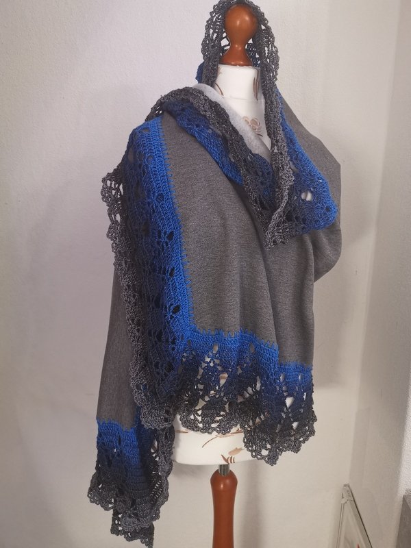 Stola "Gravity Silence" mit Glitzer