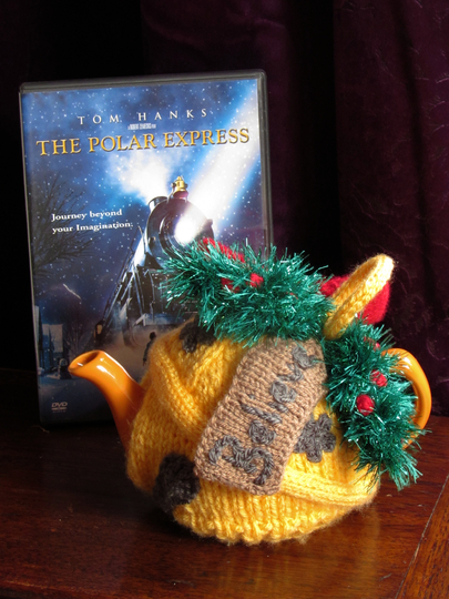 Santa Believe Bell Tea Cosy Knitting Pattern