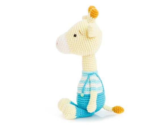 crochet pattern - Milo the Giraffe -