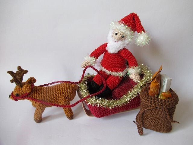 Häkelanleitung Weihnachtsmann mit Schlitten und Rentier - Bild 8