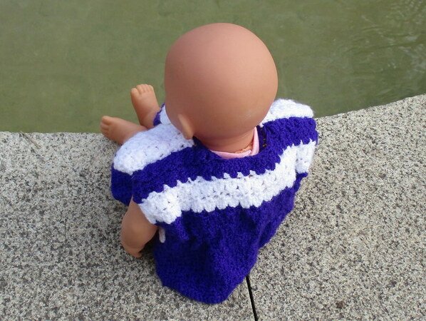 Häkelanleitung- Badebekleidung als Set für Puppe 32 cm
