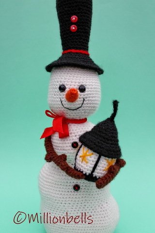 Snowman With Lantern Amigurumi PDF Crochet Lantern - Image 2