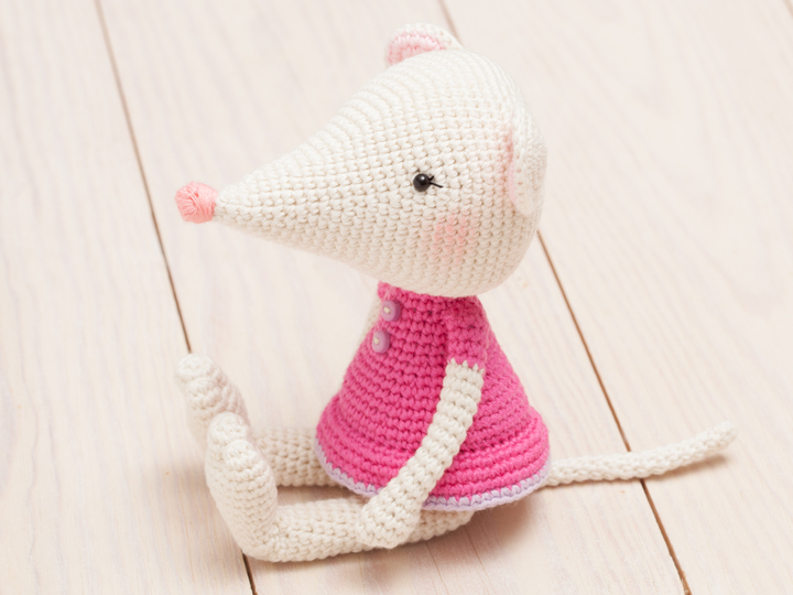 Mouse amigurumi crochet pattern