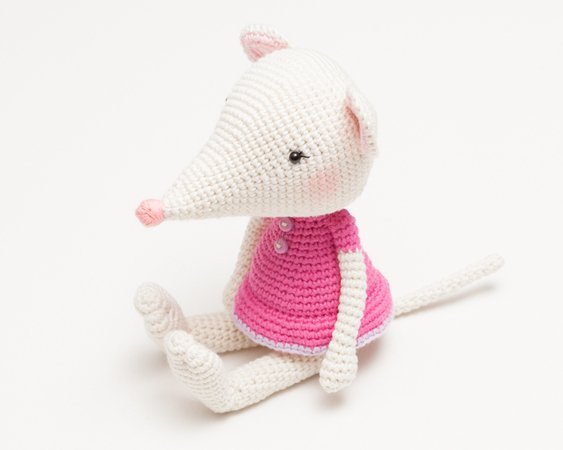 Mouse amigurumi crochet pattern