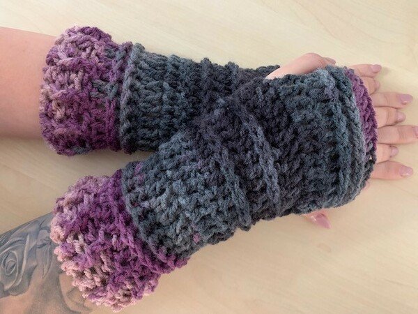 crochet pattern fingerless gloves / puffs "Melli"