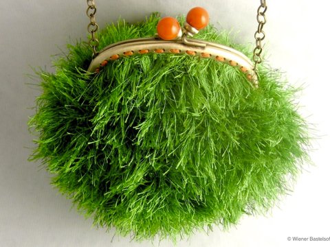 Täschchen „Wiese“ kleine Umhängetasche, Kosmetiktäschchen