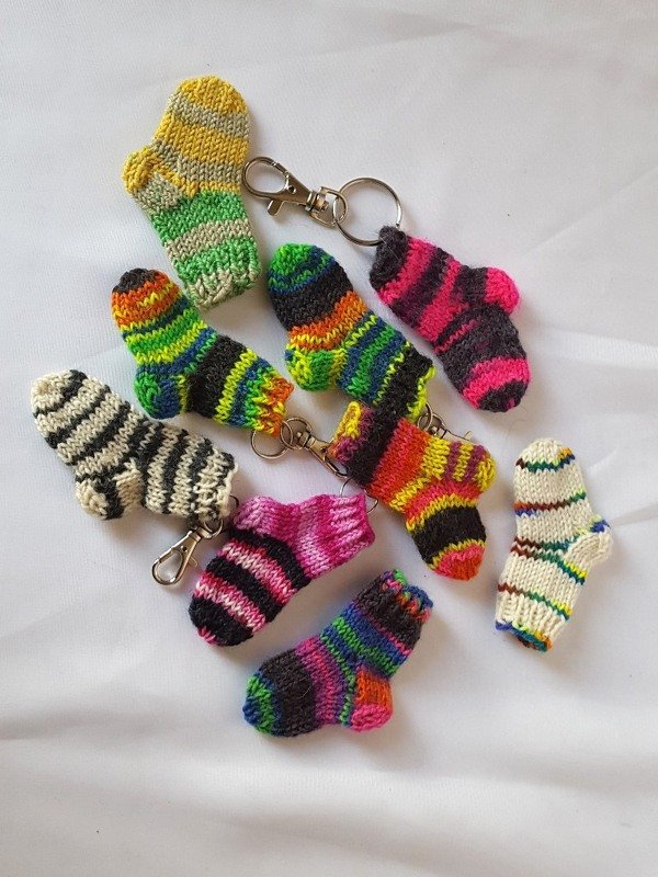 Strickanleitung Taschenbaumler, Schlüsselanhänge Socke für Einkaufswagen-Chip - Bild 3