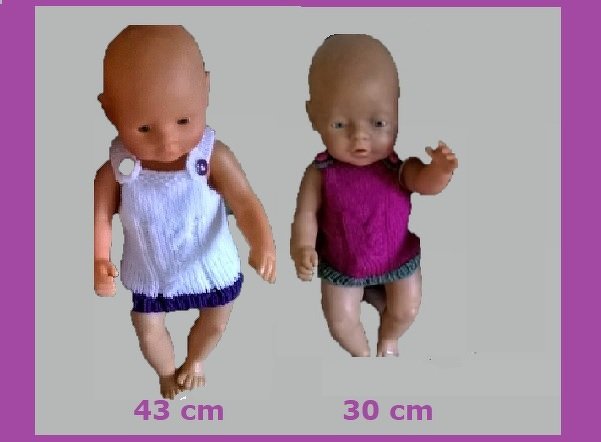 Gestrickter Puppen- Pullunder – Minikleid., Gr. 43 und 30 cm - Bild 2