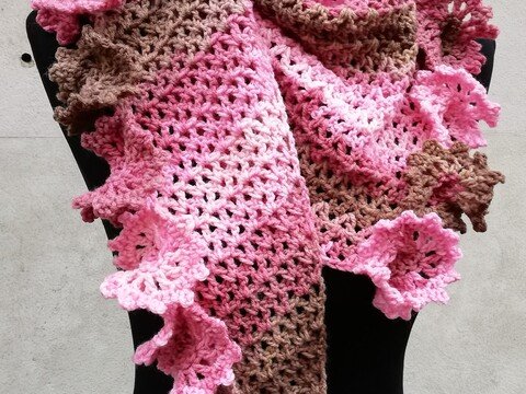 Gehäkelter Drachenschal "SISSY"