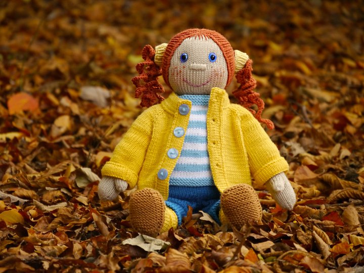 Herbst-Anni, Set Puppe + Kleidung, Strickanleitung