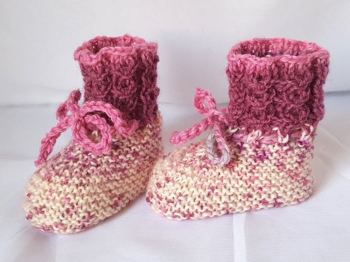 Strickanleitung Babyschuhe, Baby-Booties, Sohlenlänge 9 bzw. 10 cm