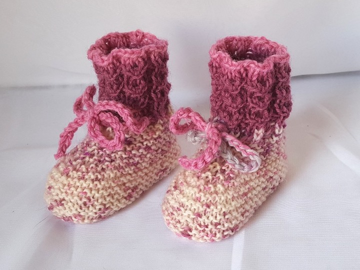 Strickanleitung Babyschuhe, Baby-Booties, Sohlenlänge 9 bzw. 10 cm