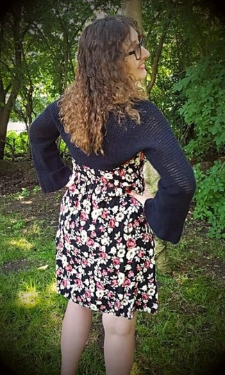 Häkelanleitung Ärmelschal Erzona ( Ohne Maschenprobe / Für jede Größe nach zuarbeiten)