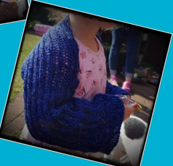 Strickanleitung Ärmelschal Deshira ( Ohne Maschenprobe / Für jede Größe)