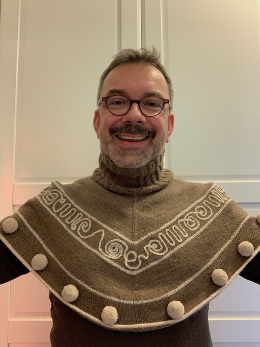 Helmi´s kuscheliger Miniponcho / Schulterwärmer "Nazca" - Bild 8