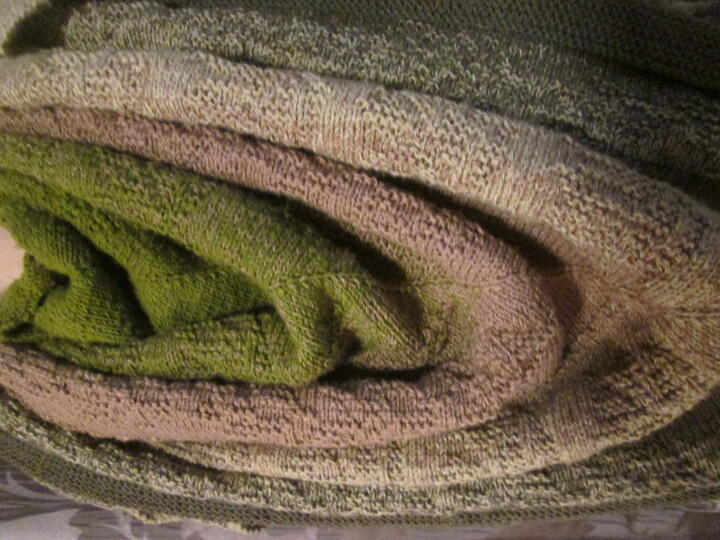 "NOVEMBER ROMANCE"romantisches Dreieckstuch