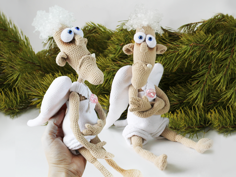 180DE Häkelanleitung Trauriger Engel Akakiy - Amigurumi PDF Astashova CP