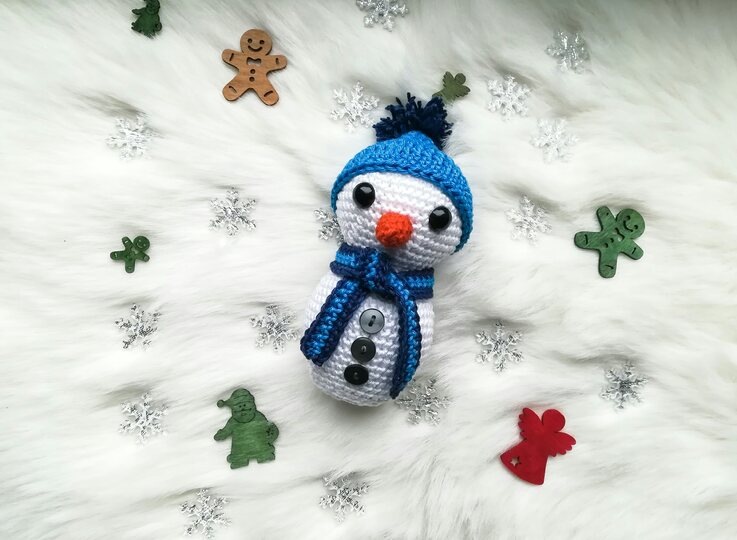 Häkelanleitung Schneemann, winterliche Dekoration häkeln