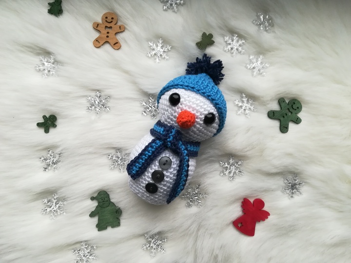 Häkelanleitung Schneemann, winterliche Dekoration häkeln