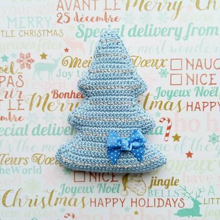 Little pinetree crochet pattern