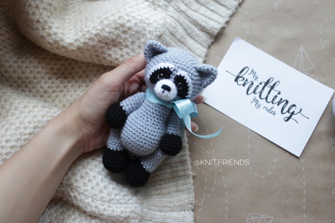 Crochet pattern Amigurumi little raccoon
