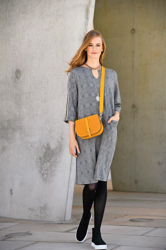 Kariertes Jersey-Kleid mit Zier-Reißverschluss und mit Ripsbandstreifen am Ärmel (Nähanleitung) - Bild 5