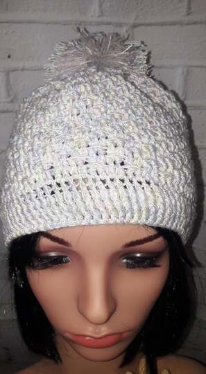 Häkelanleitung - Mützen- & Stulpen-Set "Schneekind"