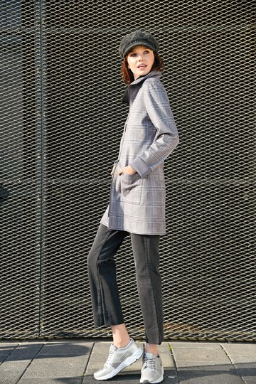 Lange, karierte Reißverschluss-Jacke (Nähanleitung)