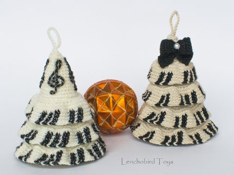 Crochet Pattern for Musical Christmas Tree