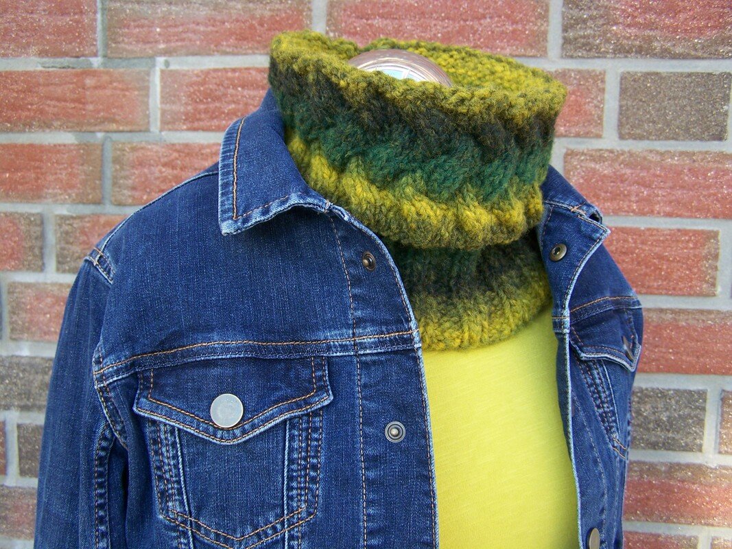 Strickanleitung für Kragenschal "Waldspaziergang" - Bild 2