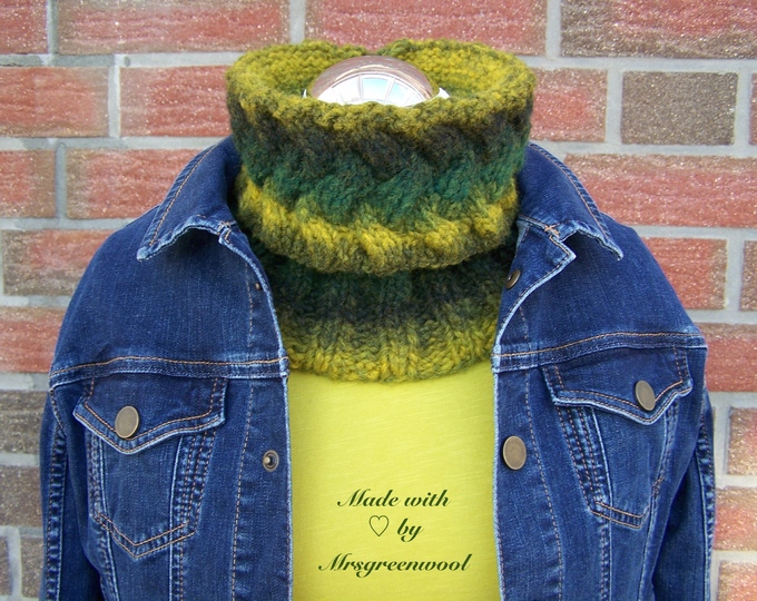 Strickanleitung für Kragenschal "Waldspaziergang"