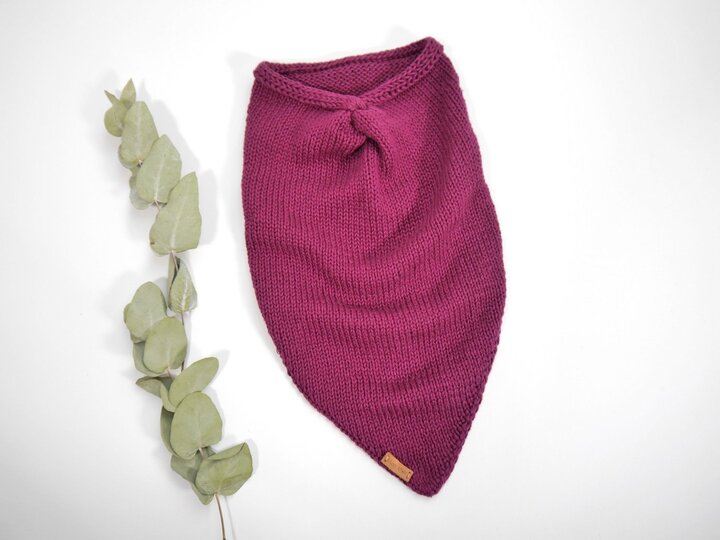 Knitting Pattern – Triangular Scarf LIV – No.227E