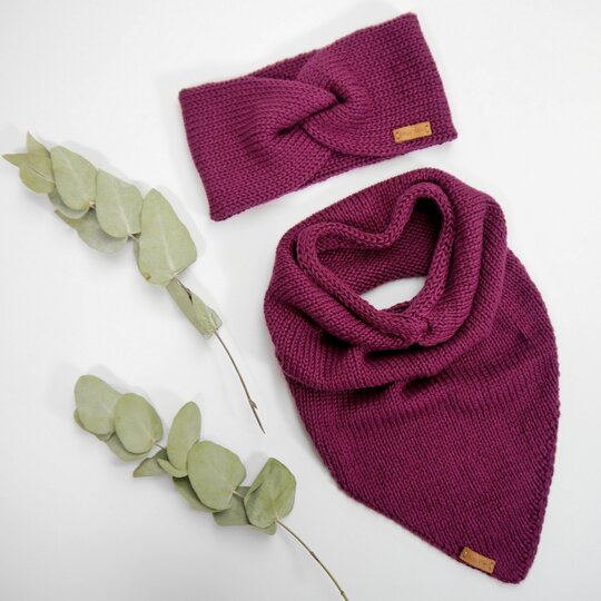 Knitting Pattern – Triangular Scarf LIV – No.227E