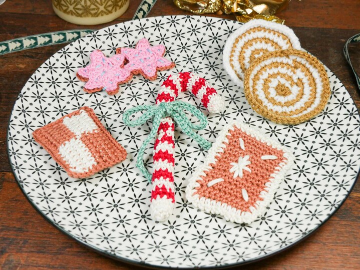 Weihnachtsbäckerei gehäkelt