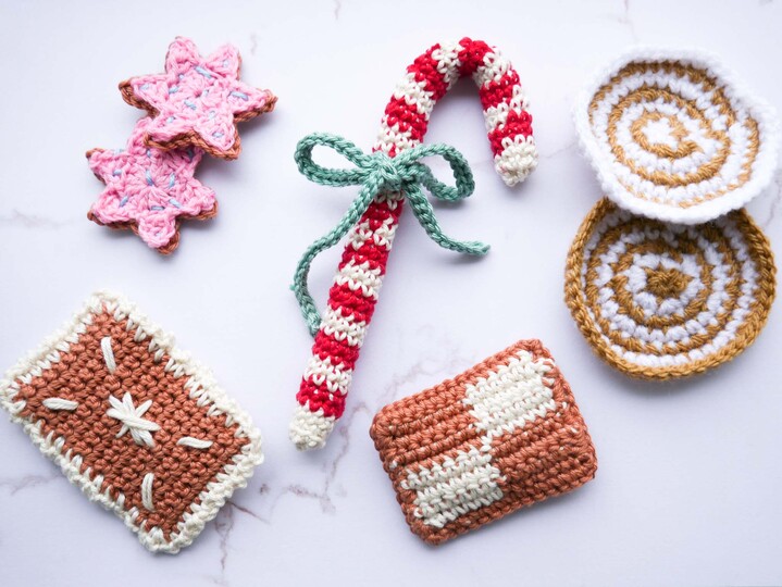 Weihnachtsbäckerei gehäkelt