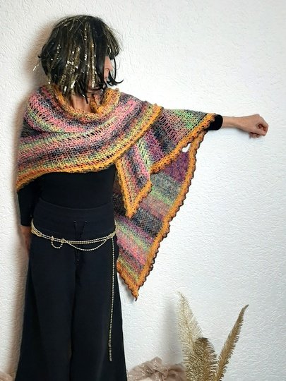 "Cleopatra", Raffiniertes, großes Tuch häkeln