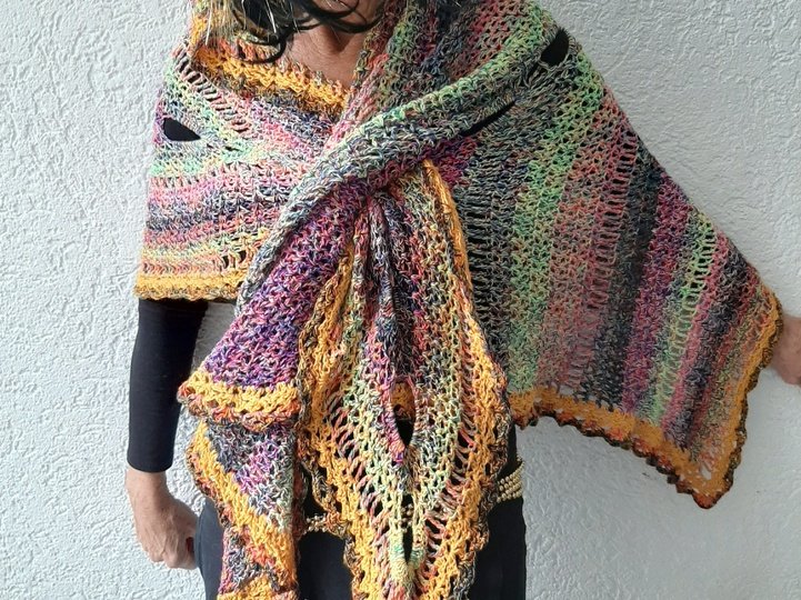 "Cleopatra", Raffiniertes, großes Tuch häkeln