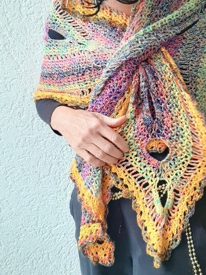 "Cleopatra", Raffiniertes, großes Tuch häkeln