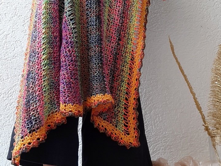 "Cleopatra", Raffiniertes, großes Tuch häkeln