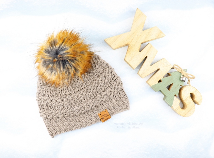 Beanie "Carol" (cable stitch,  all sizes, sporty or slouchy)