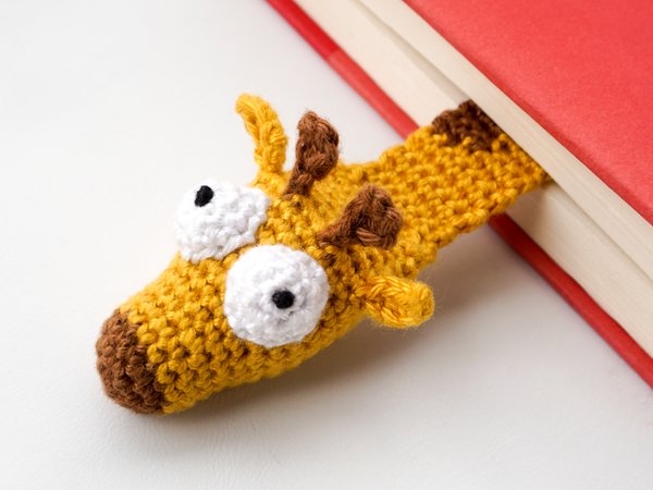 Amigurumi Crochet Giraffe Bookmark