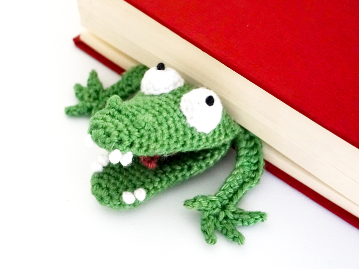 Amigurumi Crochet Crocodile Bookmark