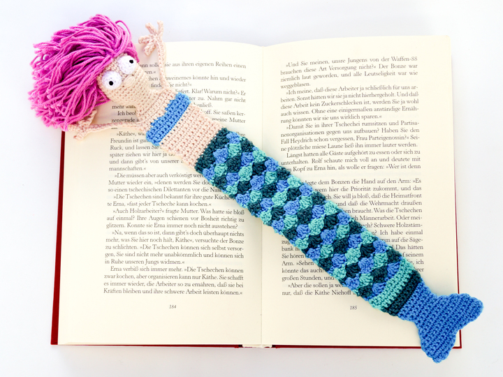 Amigurumi Crochet Mermaid Bookmark