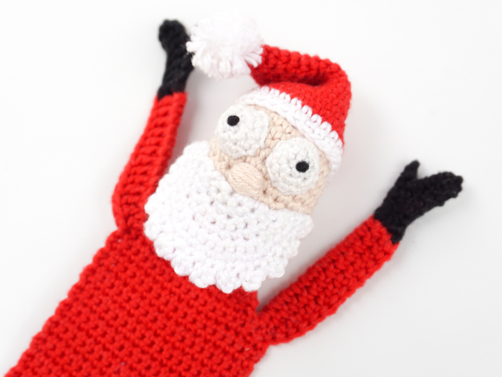 Amigurumi Crochet Santa Claus Bookmark