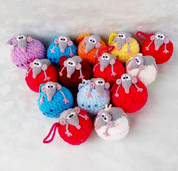 238DE Häkelanleitung Ratte mit dem Weihnachtskugel - Amigurumi PDF Knittoy CP - Bild 3