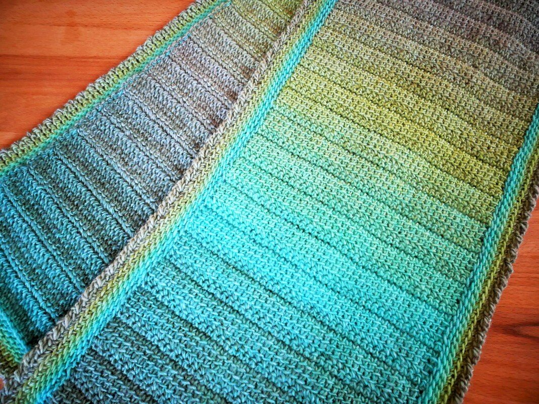 Häkelanleitung Schal „Suzy“ – Kuscheliger Blickfang für kalte Tage